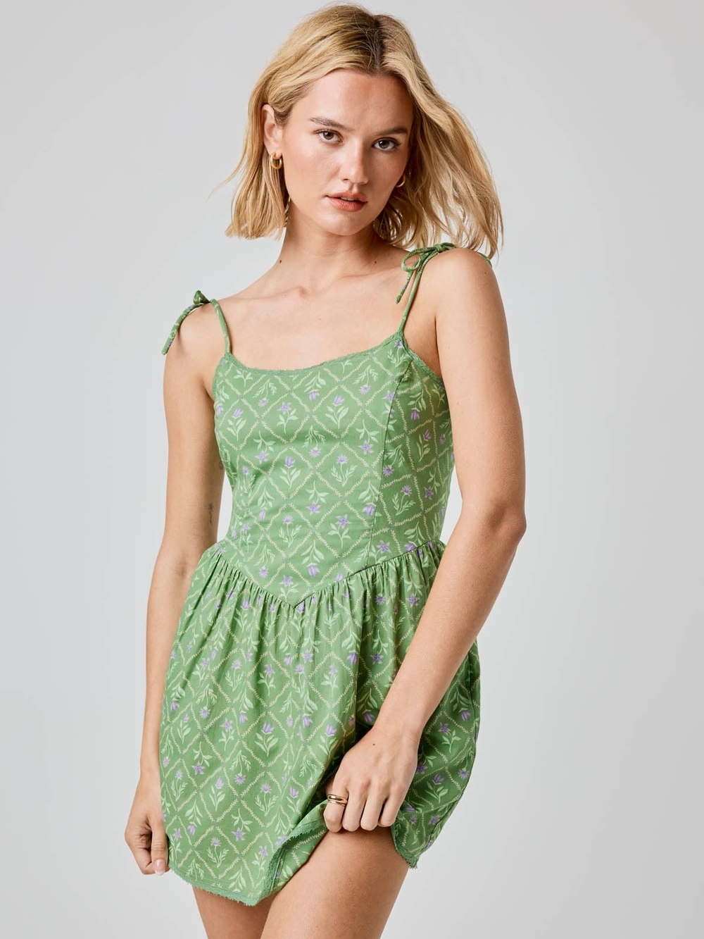 Florence by Mills Women's XL Green Purple Floral Square Neck Smocked Sundress